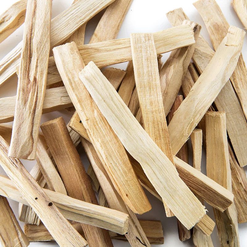 Palo santo · 50 g · 5–8 palitos