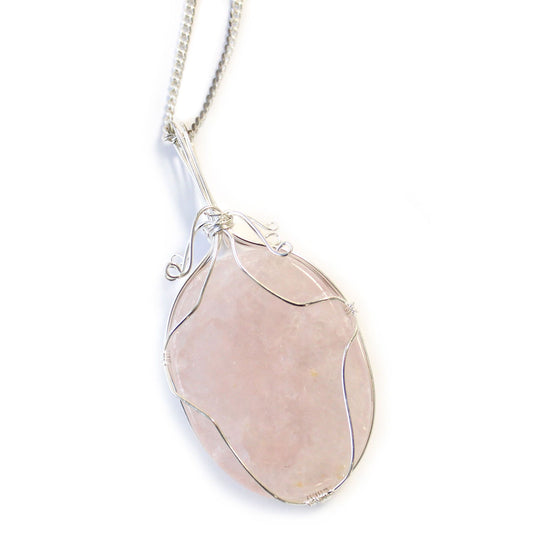 Collar de cuarzo rosa en bruto con piedras en cascada