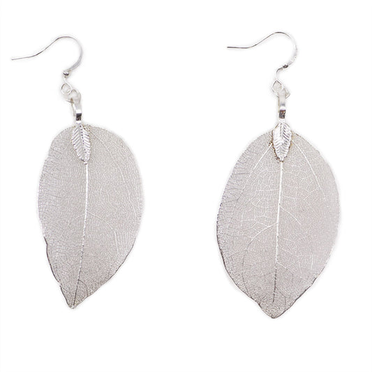 Pendientes Hoja de Valor en tono plateado