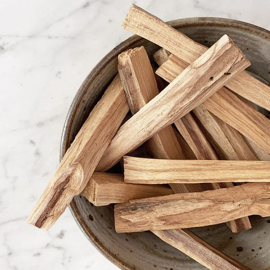 Palo santo · 25 g · 3–4 palitos