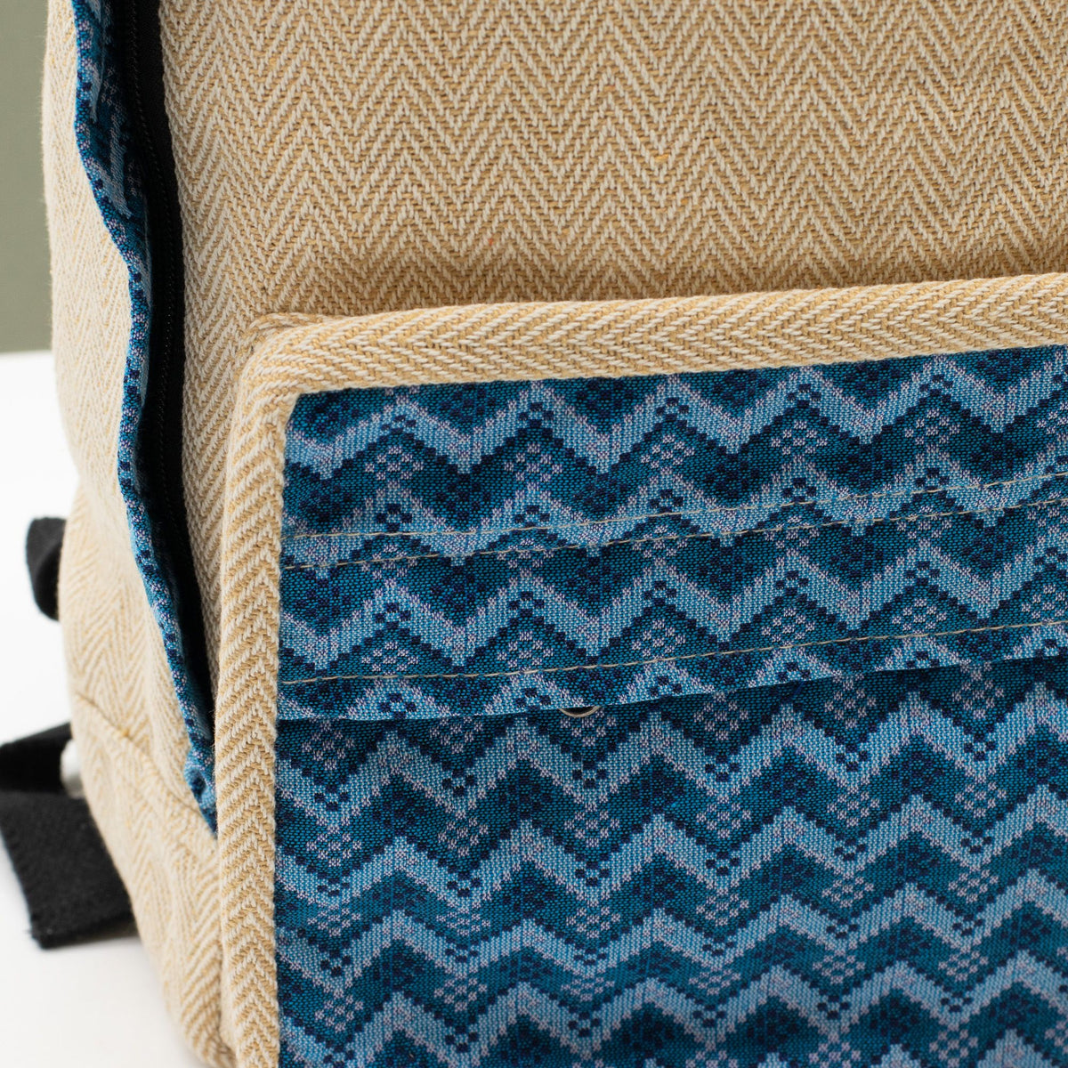 Mochila Kathmandu grande - Diseño Dhaka (39x28x13 cm)