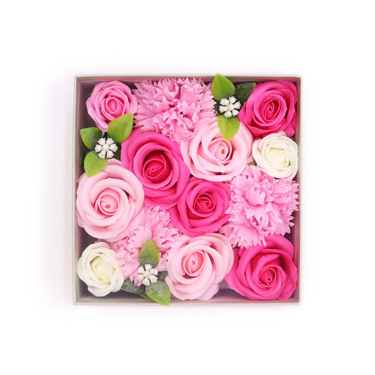 Caja cuadrada Baby Blessings con rosas de jabón
