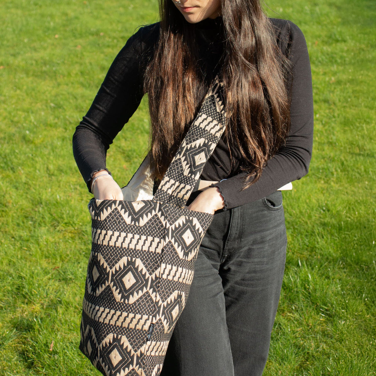 Bolsos Jacquard Naturales – Telar del Desierto – Bolso Tote Nómada