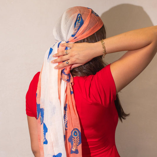 Pañuelo Nomad Sari Aqua Fish coral, 180 × 50 cm
