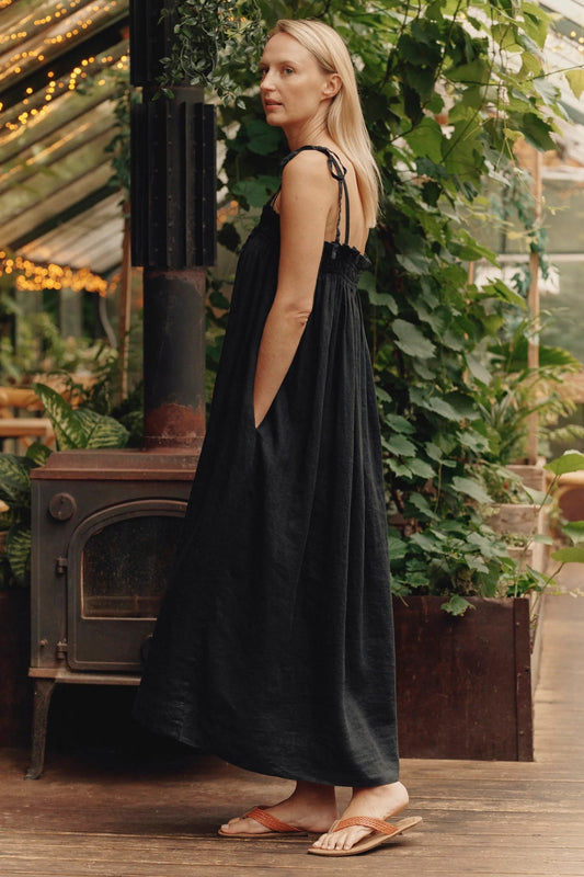 Linen Ballade Dress - Black